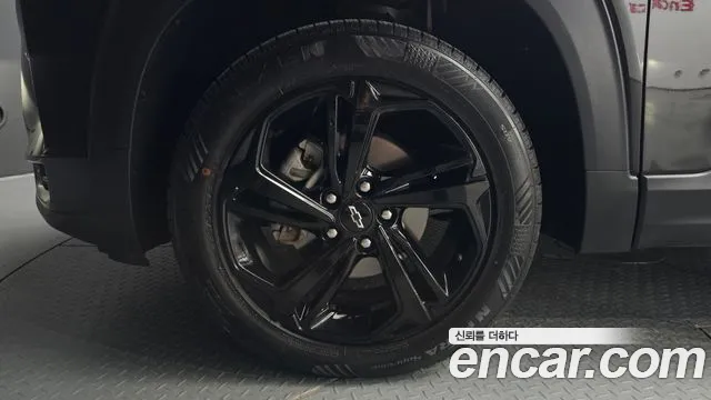 ChevroletGMDaewoo TrailBlazer 2022 thumb 5
