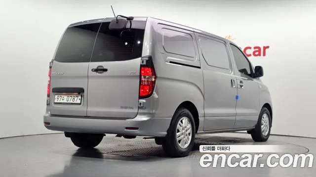 Hyundai Starex 2019 thumb 2