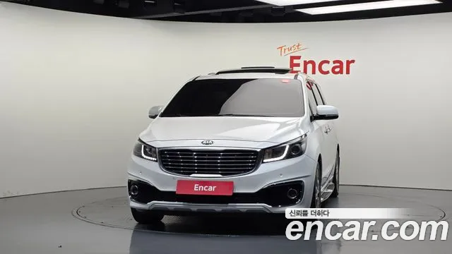 Kia Carnival 2016 thumb 3