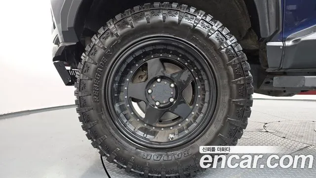 KG_Mobility_Ssangyong Rexton 2019 thumb 5