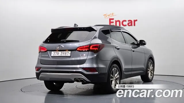 Hyundai Santa Fe 2016 thumb 2