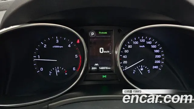 Hyundai Santa Fe 2016 thumb 8