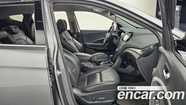 Hyundai Santa Fe 2016 thumb 11