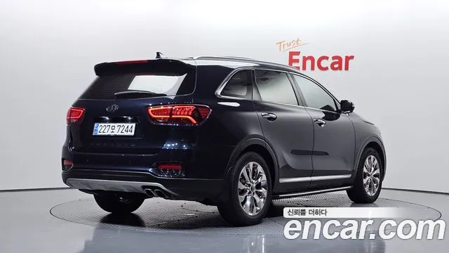 Kia Sorento 2018 thumb 2