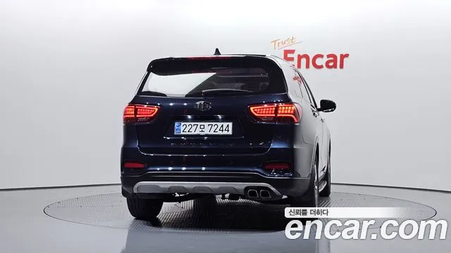 Kia Sorento 2018 thumb 4