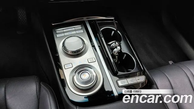 Genesis G80 2022 thumb 9