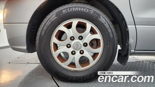 Hyundai Starex 2012 thumb 5