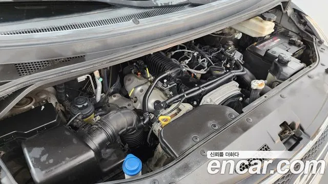 Hyundai Starex 2012 thumb 6