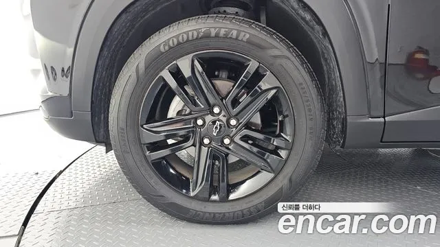 ChevroletGMDaewoo Tracker 2025 thumb 5