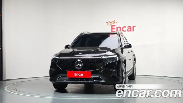 Mercedes-Benz EQB 2026 thumb 2