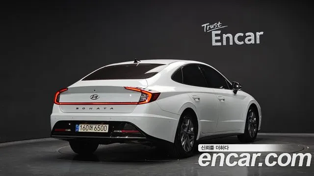Hyundai Sonata 2022 thumb 2