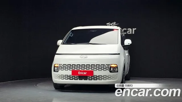 Hyundai Staria 2022 thumb 3