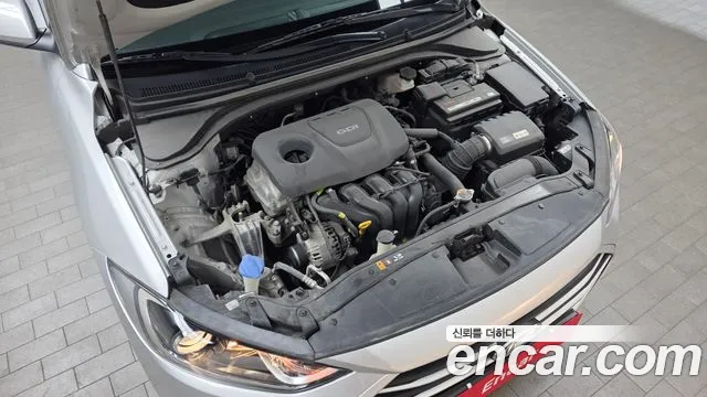 Hyundai Avante 2016 thumb 5