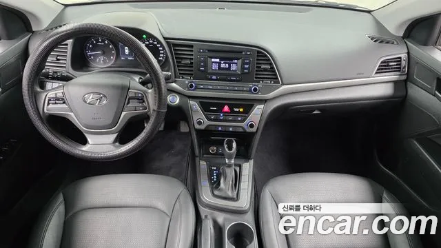 Hyundai Avante 2016 thumb 6