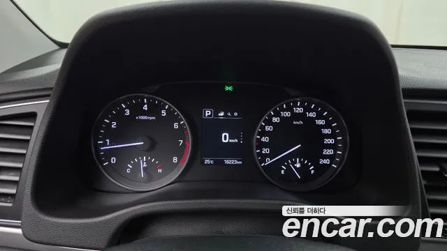 Hyundai Avante 2016 thumb 7