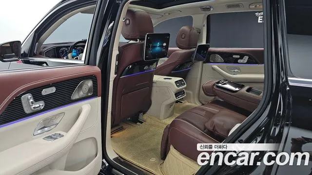 Mercedes-Benz GLS 2023 thumb 12