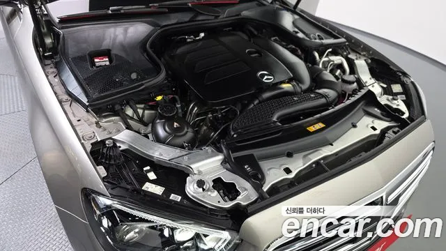 Mercedes-Benz E-Класс 2022 thumb 6