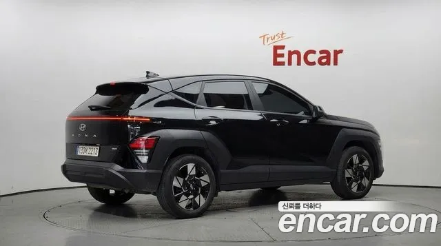Hyundai Kona 2023 thumb 2