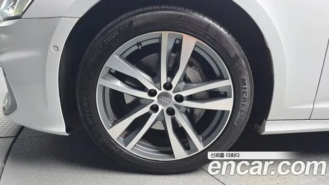 Audi A6 2020 thumb 5