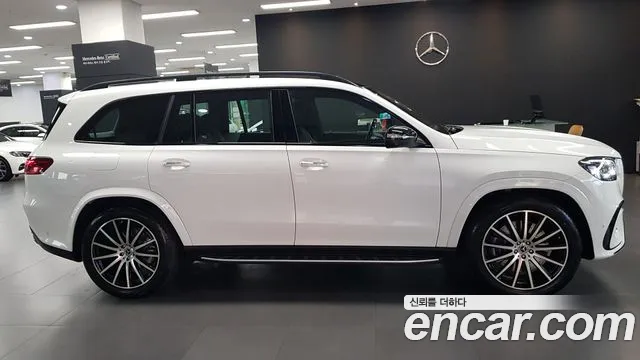 Mercedes-Benz GLS 2026 thumb 9