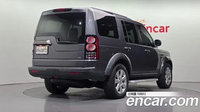 Land Rover Discovery 2016 thumb 2