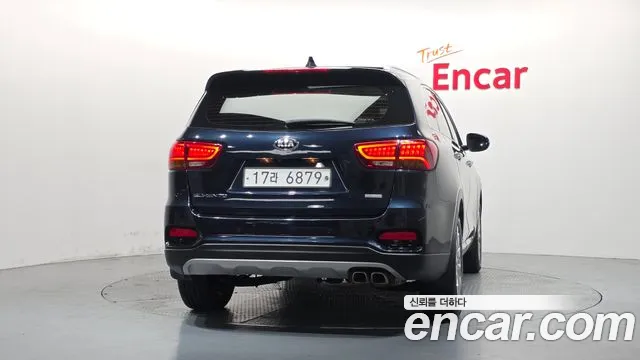 Kia Sorento 2017 thumb 4