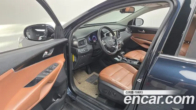 Kia Sorento 2017 thumb 10