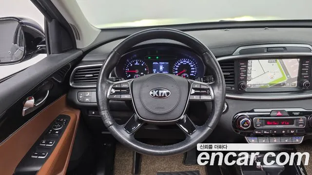 Kia Sorento 2017 thumb 12