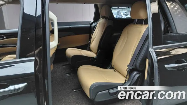 Kia Carnival 2022 thumb 12