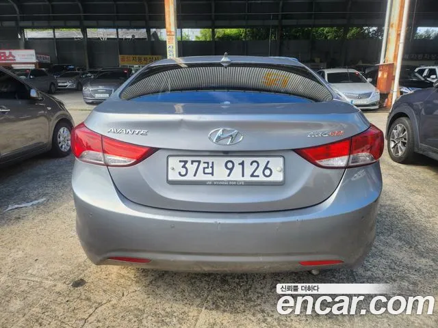 Hyundai Avante 2011 thumb 3