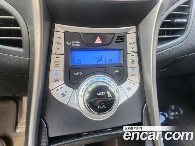Hyundai Avante 2011 thumb 5
