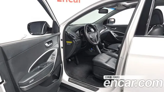 Hyundai Santa Fe 2012 thumb 10