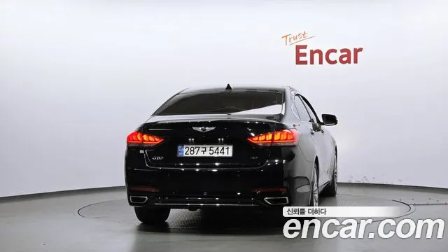 Genesis G80 2016 thumb 4