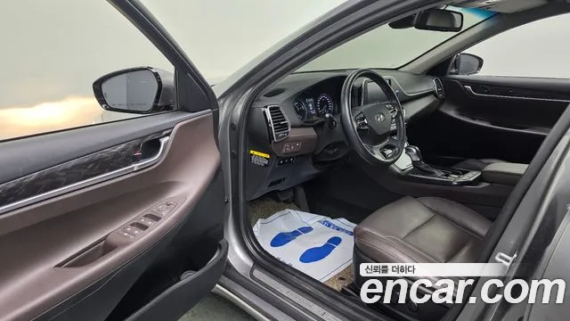 Hyundai Grandeur 2018 thumb 10