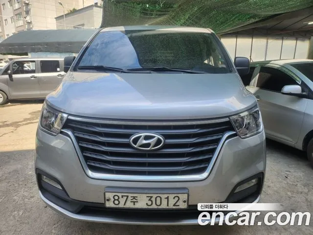 Hyundai Starex 2019 thumb 10
