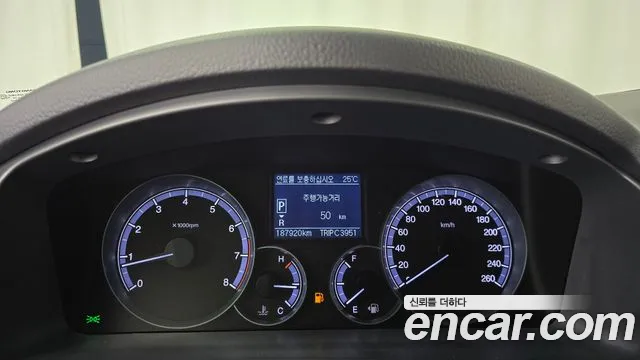KG_Mobility_Ssangyong Chairman 2014 thumb 8