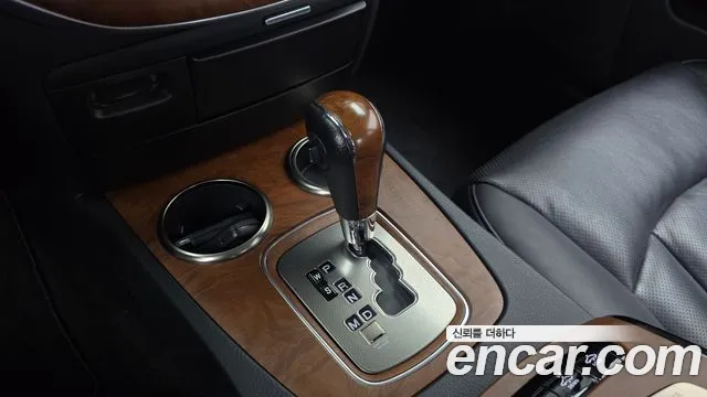 KG_Mobility_Ssangyong Chairman 2014 thumb 9
