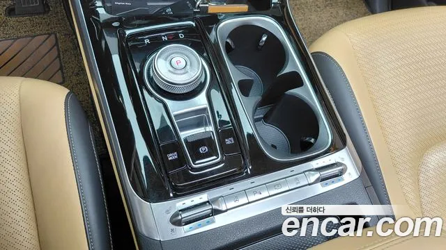 Kia Carnival 2021 thumb 9