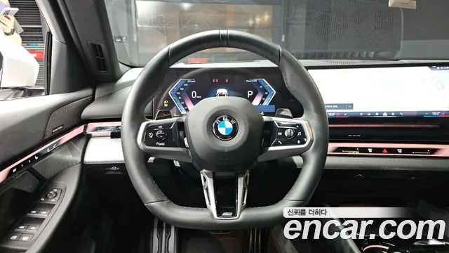 BMW 5-Series 2024 thumb 12
