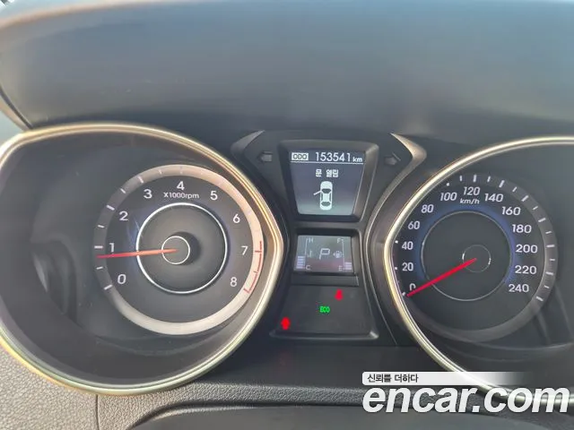 Hyundai Avante 2013 thumb 8