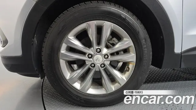 Hyundai Santa Fe 2016 thumb 5