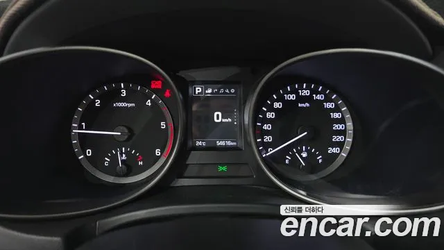 Hyundai Santa Fe 2016 thumb 8