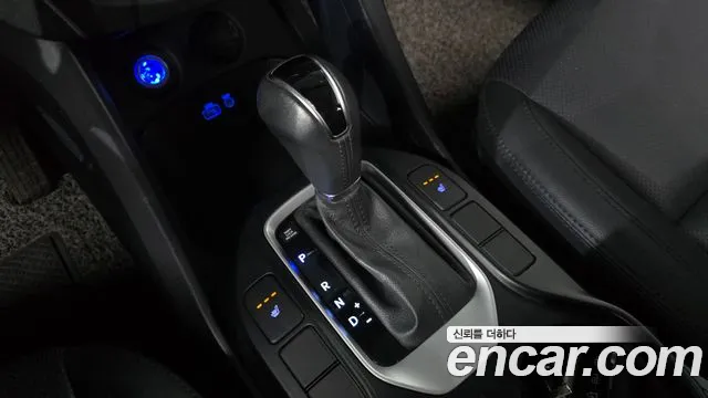 Hyundai Santa Fe 2016 thumb 9