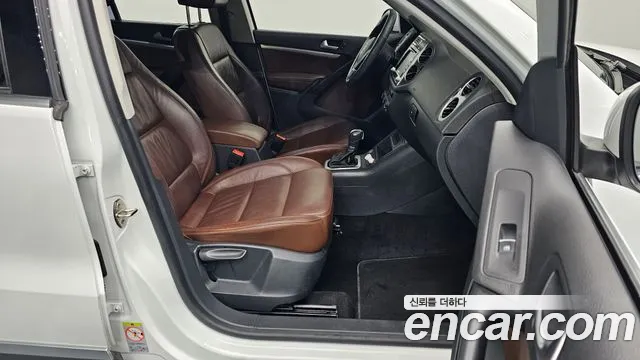 Volkswagen Tiguan 2016 thumb 11