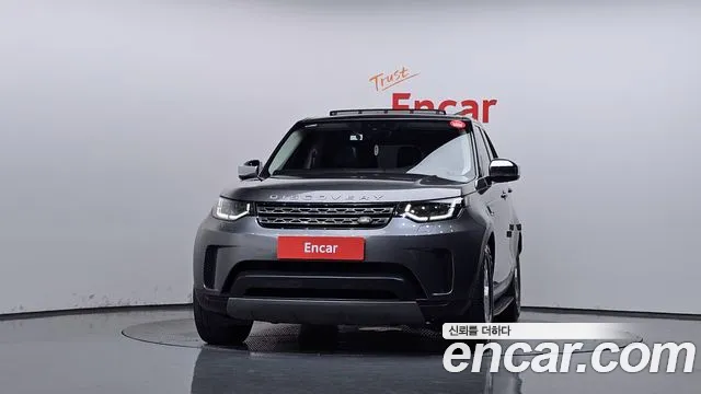 Land Rover Discovery 2018 thumb 3