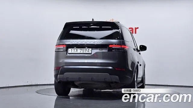 Land Rover Discovery 2018 thumb 4