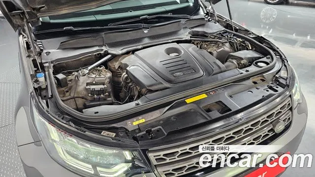 Land Rover Discovery 2018 thumb 6