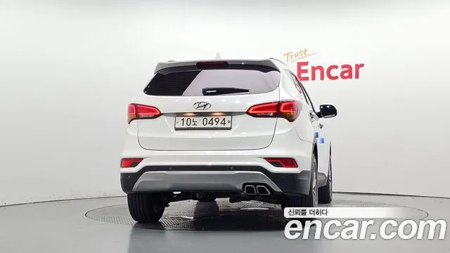 Hyundai Santa Fe 2016 thumb 4
