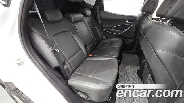 Hyundai Santa Fe 2016 thumb 11