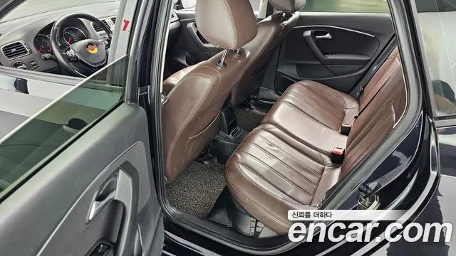 Volkswagen Polo 2016 thumb 11